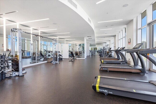 Building Photo - 488 NE 18th St