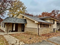 Building Photo - 18104 Paxton Ave