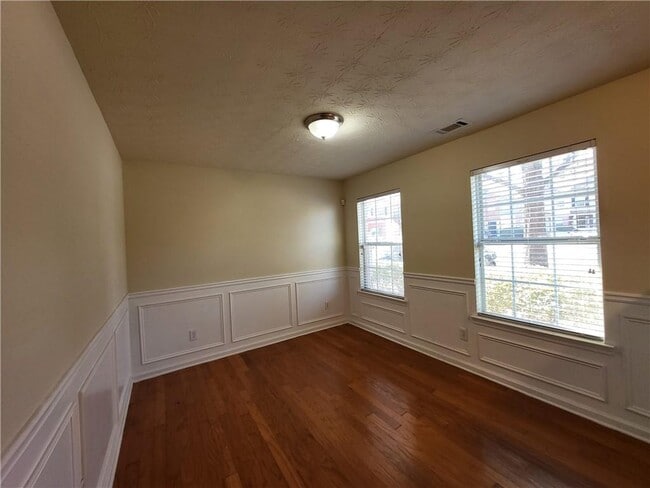 Building Photo - 2954 Vining Ridge Ln