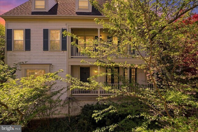 Building Photo - 12845 Mill Brook Ct