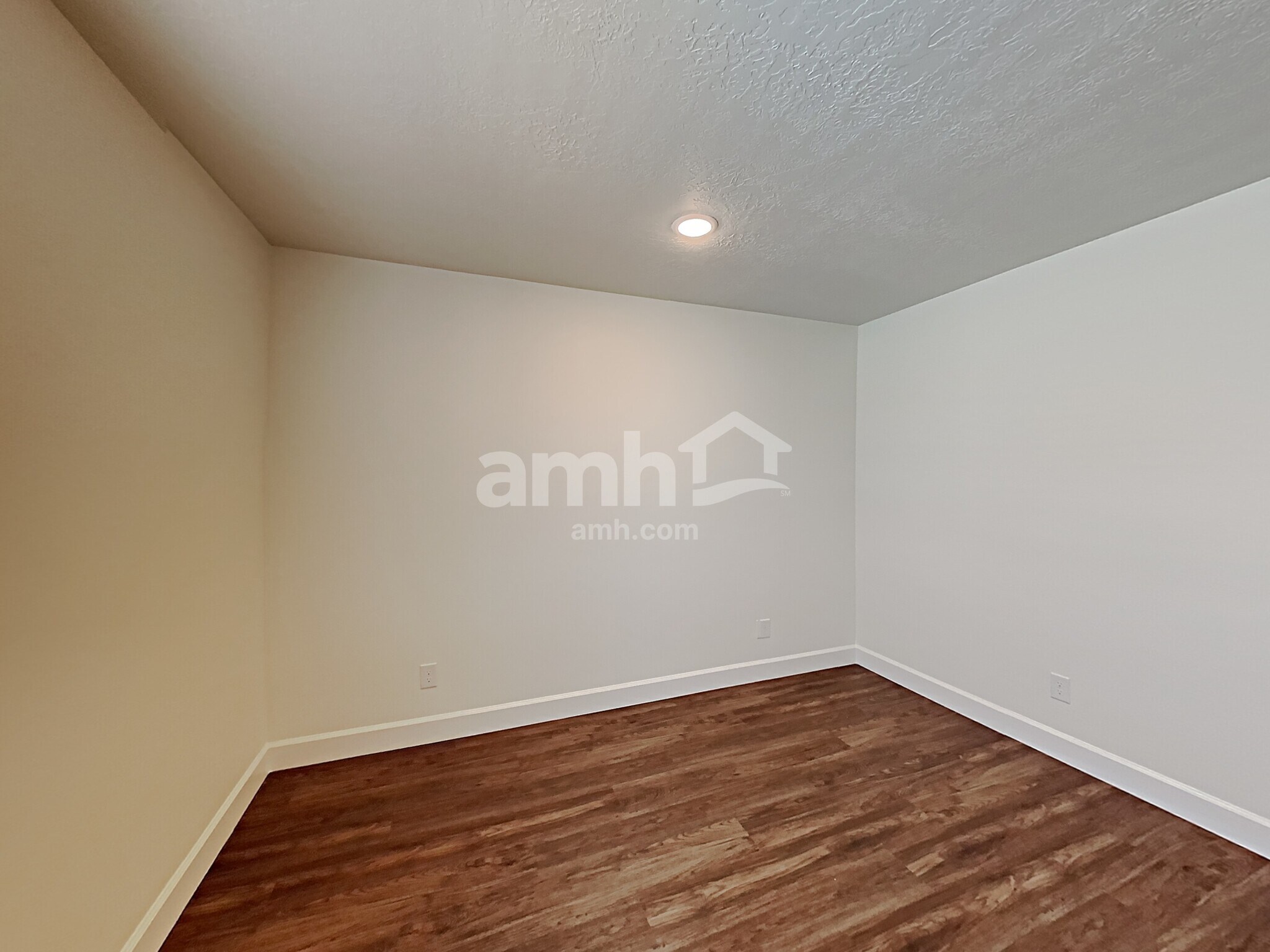 Building Photo - 1279 N Wagon Wy