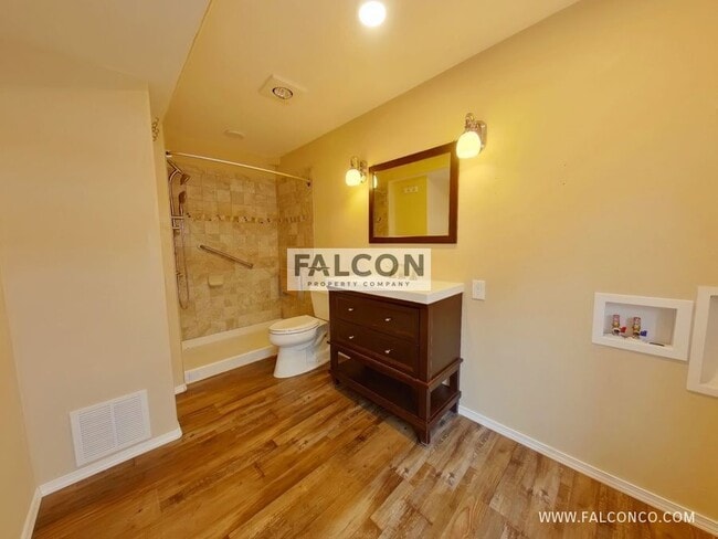 Building Photo - 16227 Windy Creek Dr