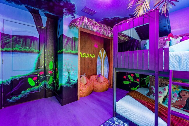 Building Photo - 8928 Cuban Palm Rd