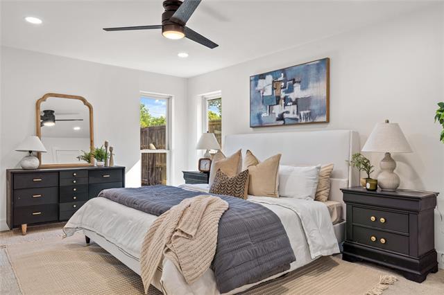 Building Photo - 7741 La Avenida Dr