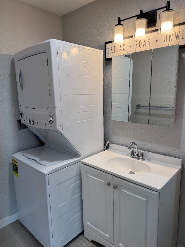 Building Photo - 532 Cesar E. Chavez Pkwy