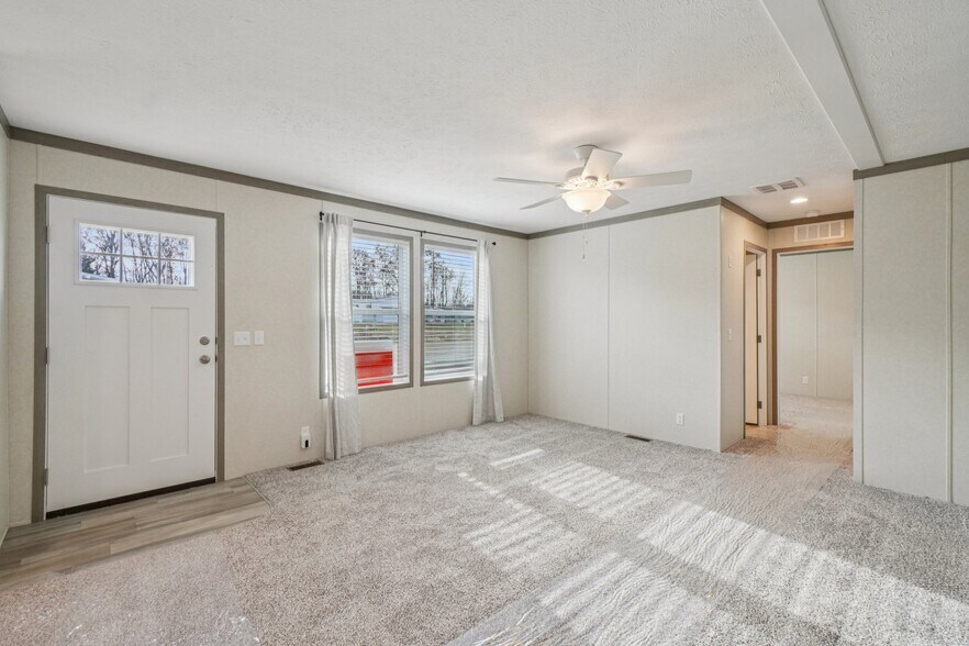 Building Photo - Fannin Meadows