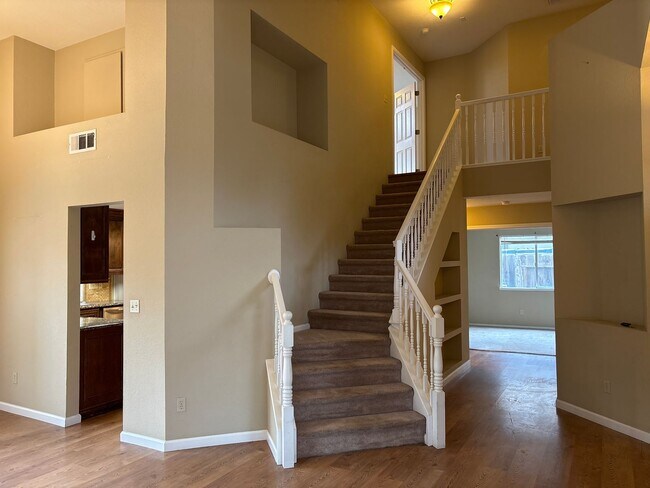 Building Photo - Ideal Salida Neighborhood! Upgraded laminate flooring throughout the first floor of the home. Fir...