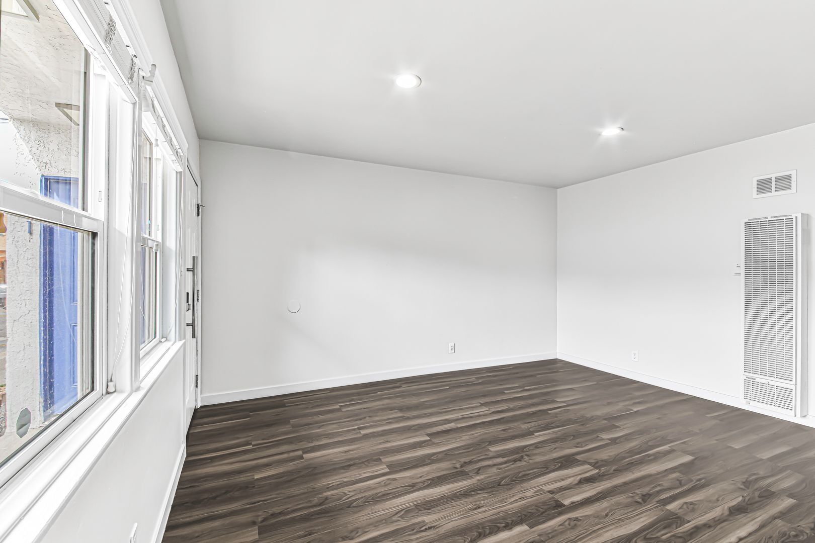 Building Photo - 4308 E 4th St