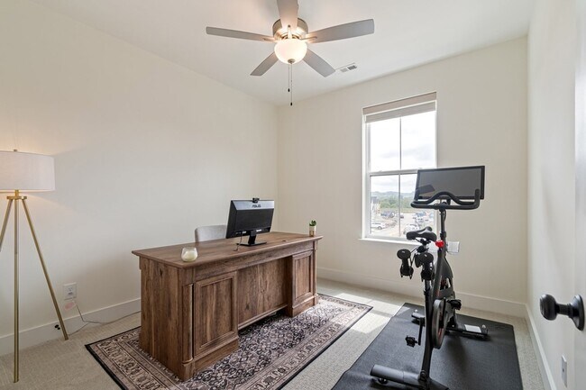 Building Photo - 3198 Sassafras Ln