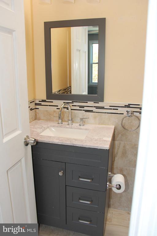 Building Photo - 5063 Whitaker Ave