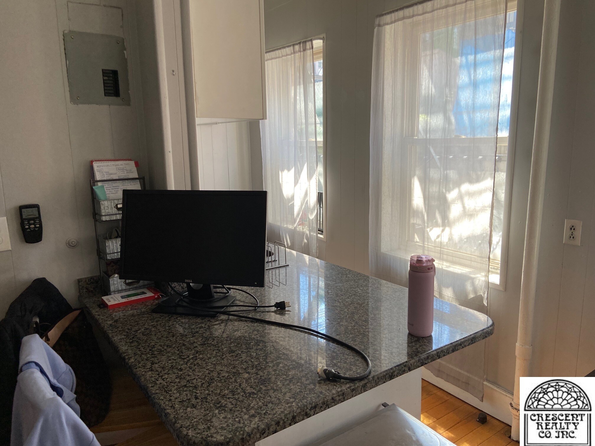 Building Photo - 106 Myrtle St