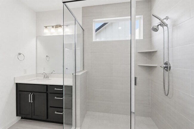 Building Photo - 7220 Poulain Dr