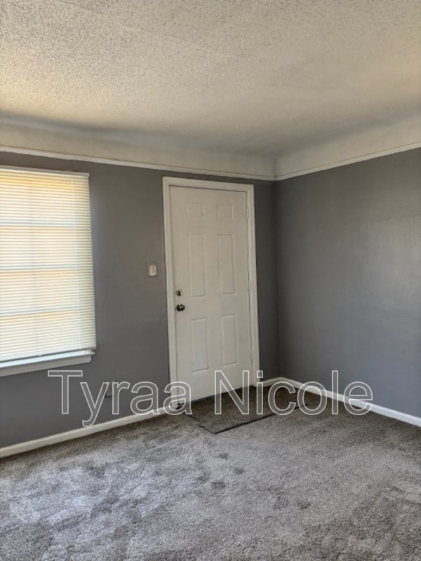 Building Photo - 22241 Lyndon St