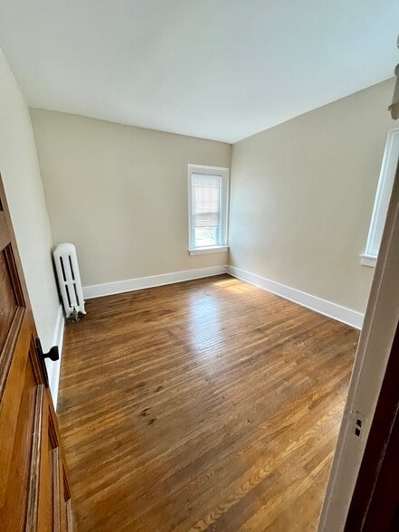 Building Photo - 1451 Hertel Ave