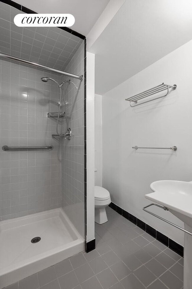 Building Photo - 163 Bergen St