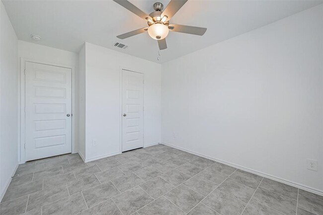 Building Photo - 1123 Lipizzan Ln