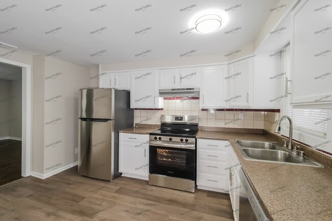 Building Photo - 9713 Rice Ave