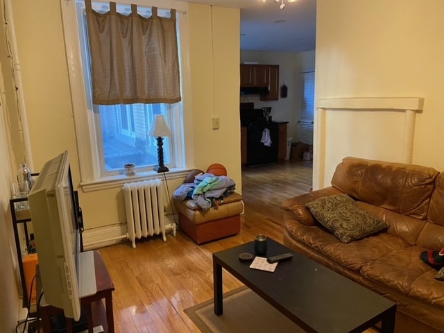 Building Photo - 220 Hanover St