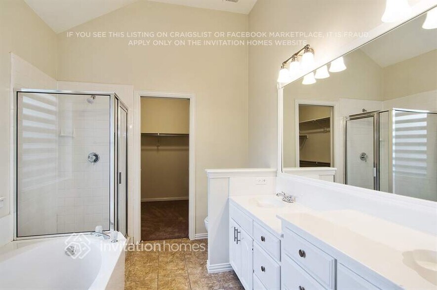 Building Photo - 1312 W Branch Hollow Dr