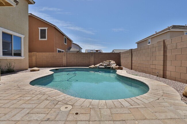 Building Photo - Heart of Queen Creek 5 bed/3 bath Home w/ ...