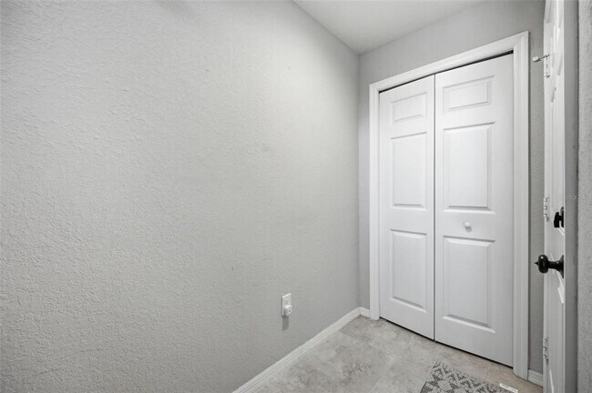 Building Photo - 9649 Tocobaga Pl