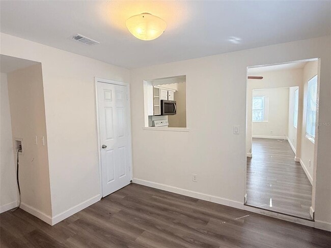 Building Photo - 1543 43rd St S