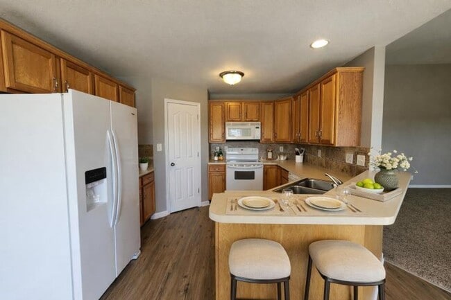 Building Photo - Your Next Home Sweet Home Awaits!