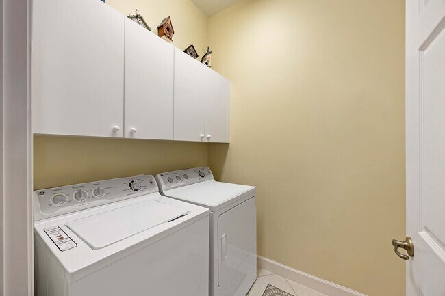 Building Photo - 26960 Wyndhurst Ct