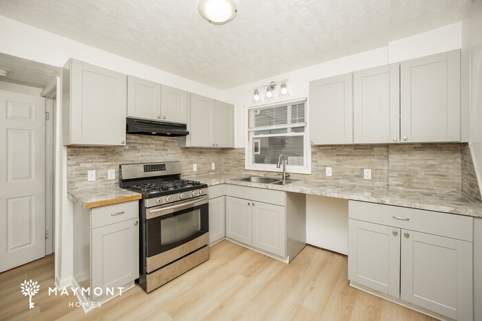 Building Photo - 1029 Bloomfield Ave