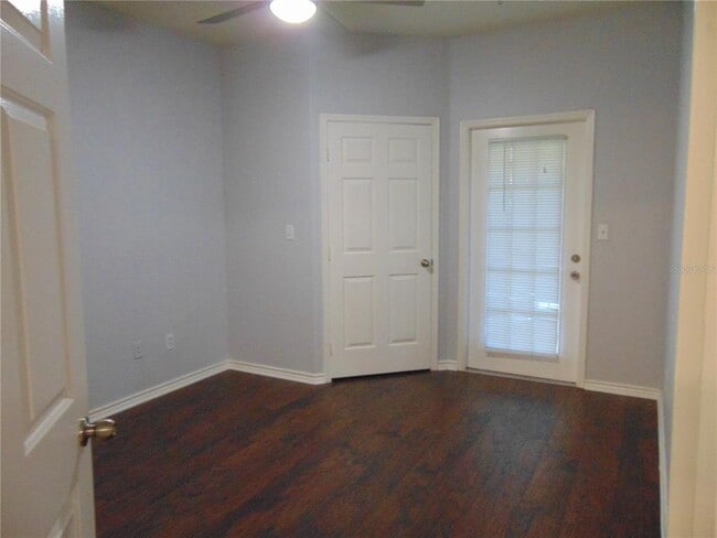 Building Photo - 4323 Bayside Village Dr