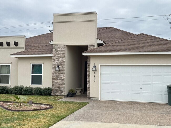 Building Photo - 6002 Amir Dr