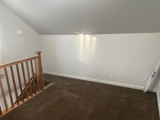 Building Photo - 919 Kentucky St