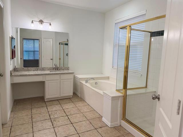 Building Photo - 4506 Julian Dr