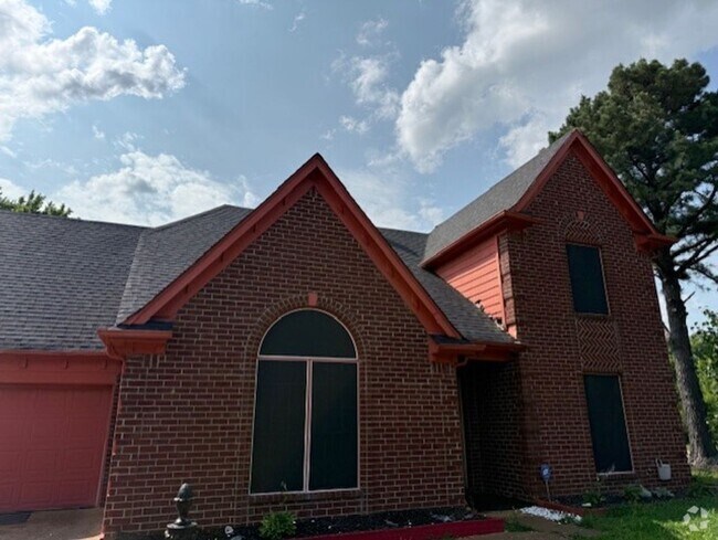 Building Photo - 4439 Lunsford Dr