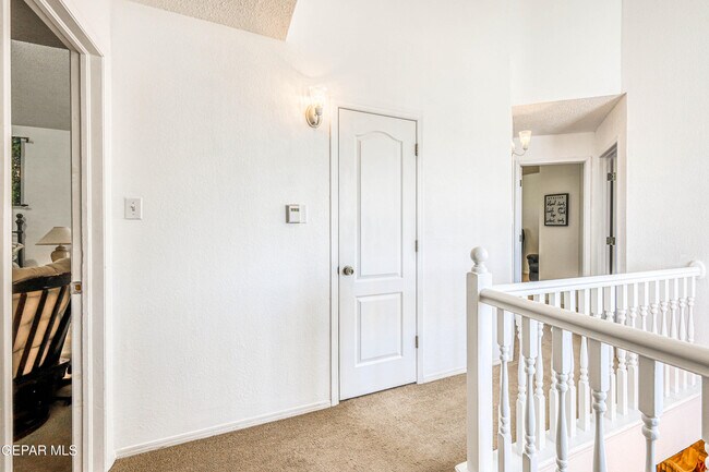 Building Photo - 7333 Golden Hawk Dr