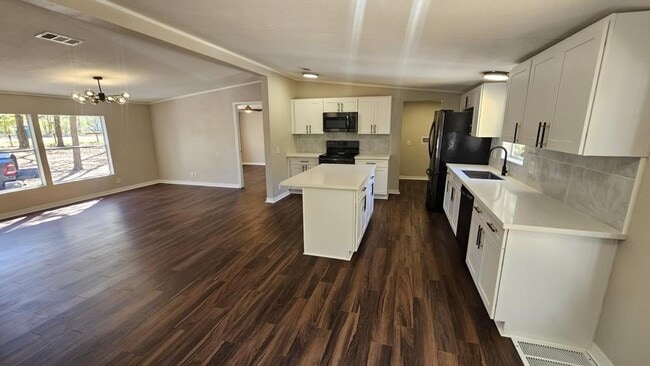 Building Photo - 2620 Indigo Ave