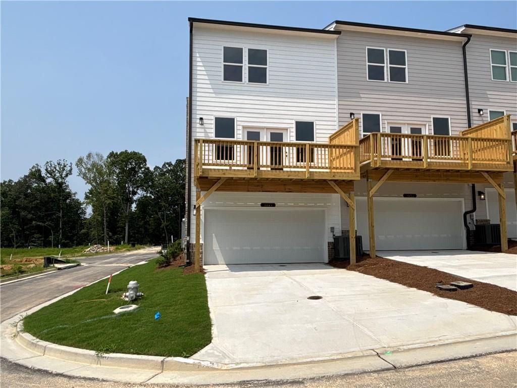 Building Photo - 3049 Beacon Bend Xing