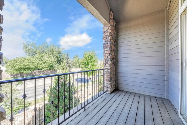 Building Photo - $2,699 - 2 Bed, 2.5 Bath Condo in Centenni...