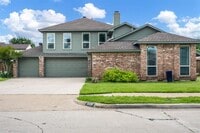 Building Photo - 419 Brooks Ln