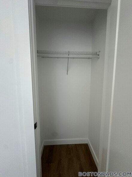 Building Photo - 199 Gardner St