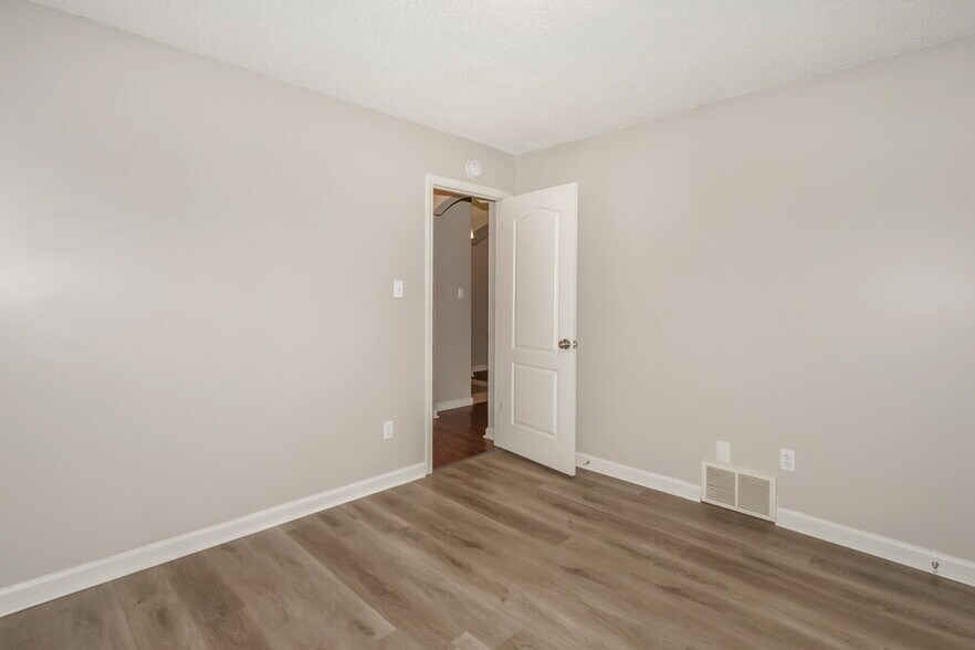 Building Photo - 4730 Buckhead Cir