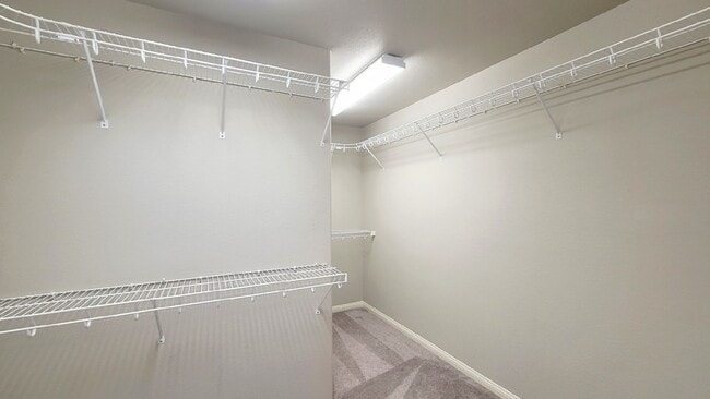 Building Photo - 7275 Shannon Ridge Ct