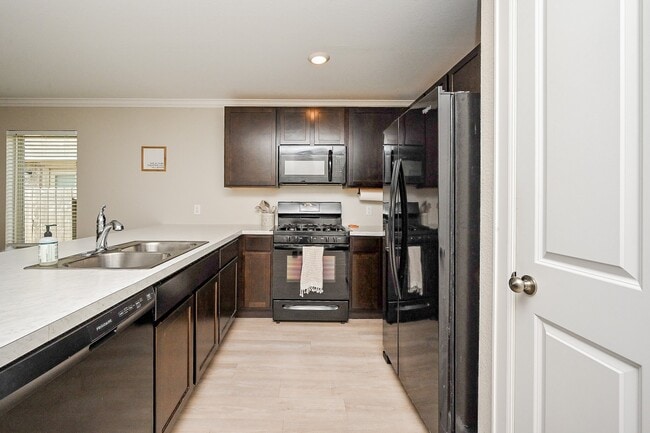 Building Photo - 4235 Palmetto Grv Ln