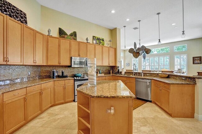 Building Photo - 14985 SW 38th St