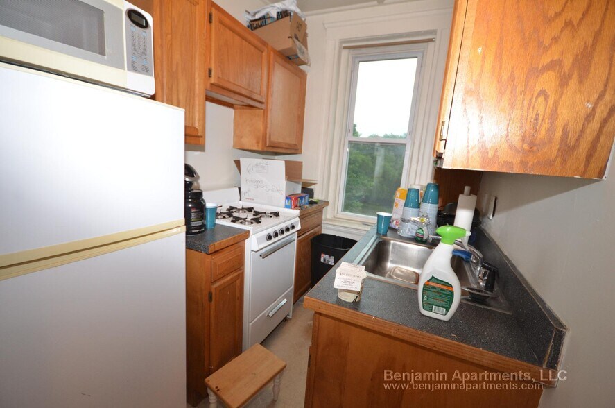 Building Photo - 1175 Boylston St