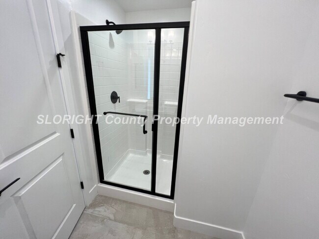 Building Photo - AVAILABLE JULY - Spacious Home in San Luis Ranch - 4 Bed / 3.5 Bath