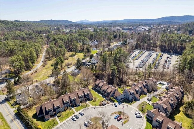 Building Photo - 115 Brook Hollow