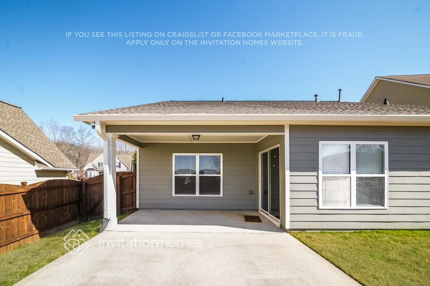 Building Photo - 351 Springs Crossing