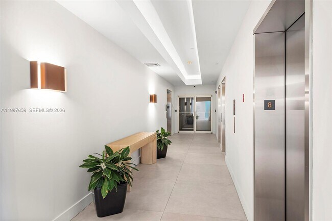 Building Photo - 1250 S Miami Ave