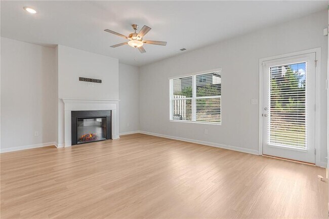 Building Photo - 144 Belldown Ct